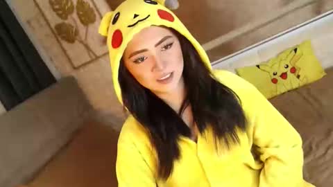 Snapshot of yourdevilsweettsx chatting on 10/04/25, 11:41 JEN online show from 10/04/25, 11:41