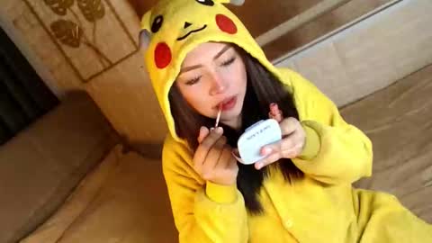 Snapshot of yourdevilsweettsx chatting on 10/26/25, 11:16 JEN online show from 10/26/25, 11:16