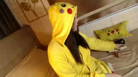 Snapshot of yourdevilsweettsx chatting on 11/21/25, 02:38 JEN online show from 11/21/25, 02:38