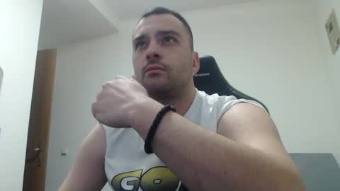 Snapshot of yourdreamdickk chatting on 01/21/25, 07:17 DickFromDreams online show from 01/21/25, 07:17