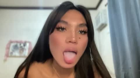 Snapshot of yourehot_sedny chatting on 04/11/26, 07:24 yourehot_sedny online show from 04/11/26, 07:24