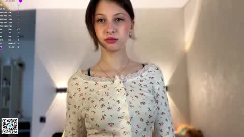 Emilia online show from 04/05/26, 08:11