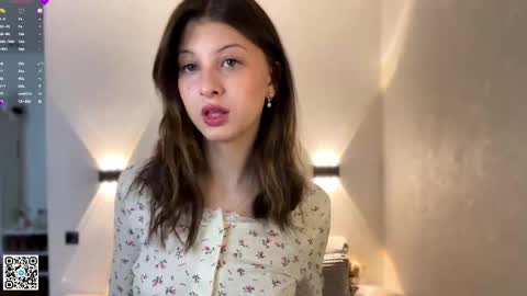 Emilia online show from 04/14/26, 08:09