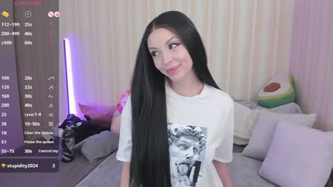 Snapshot of youreyesgazm chatting on 12/21/24, 09:55 Mary online show from 12/21/24, 09:55