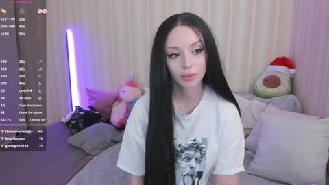 Mary online show from 01/11/25, 10:51