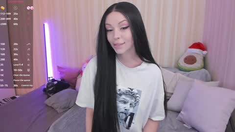 Snapshot of youreyesgazm chatting on 01/12/25, 08:14 Mary online show from 01/12/25, 08:14