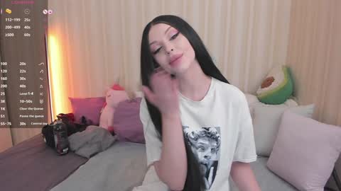 Snapshot of youreyesgazm chatting on 02/02/25, 09:40 Mary online show from 02/02/25, 09:40