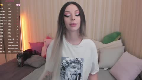 Snapshot of youreyesgazm chatting on 02/03/25, 08:57 Mary online show from 02/03/25, 08:57