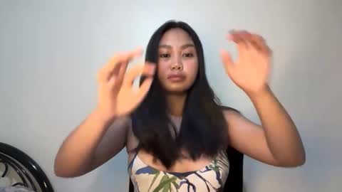 yourfantasyyy_ online show from 05/19/26, 08:09