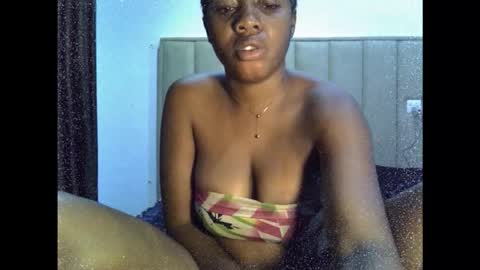 favcamgirl online show from 09/10/25, 06:35