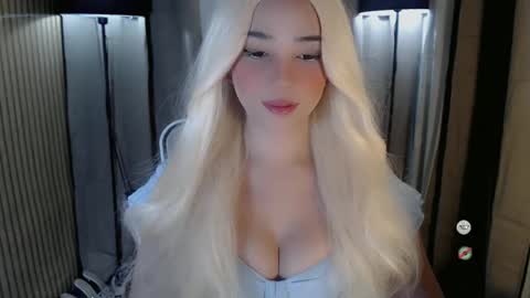 maureen love you online show from 10/08/25, 07:00