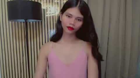 Vivian online show from 11/15/25, 10:23