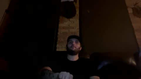 Snapshot of yourfavoritebartender chatting on 09/17/25, 09:44 Hey Im Justin online show from 09/17/25, 09:44