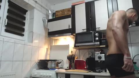 Snapshot of yourfavoritetallboy chatting on 12/15/25, 06:23 yourfavoritetallboy online show from 12/15/25, 06:23