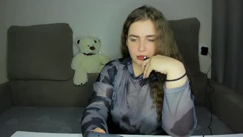 yourgem__ online show from 04/05/26, 02:58