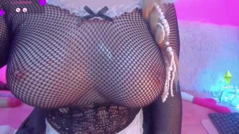 Liza online show from 12/20/25, 03:57