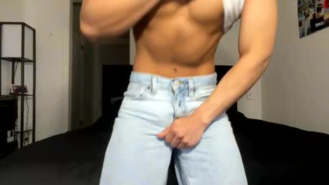 Snapshot of yourguuy21 chatting on 11/27/25, 03:19 yourguuy21 online show from 11/27/25, 03:19