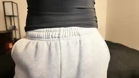 Snapshot of yourguuy21 chatting on 01/16/26, 12:36 yourguuy21 online show from 01/16/26, 12:36