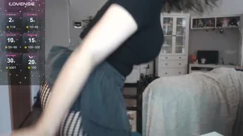 Snapshot of yourhanna_ chatting on 09/29/25, 12:54 hanna online show from 09/29/25, 12:54