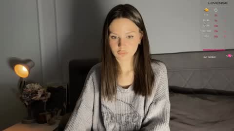 Snapshot of yourher0in chatting on 12/06/24, 01:00 Aida online show from 12/06/24, 01:00