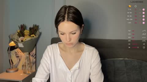 Snapshot of yourher0in chatting on 01/10/25, 10:17 Aida online show from 01/10/25, 10:17