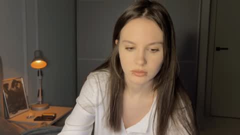 Snapshot of yourher0in chatting on 01/22/25, 01:21 Aida online show from 01/22/25, 01:21