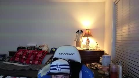 Sh online show from 03/25/26, 05:13