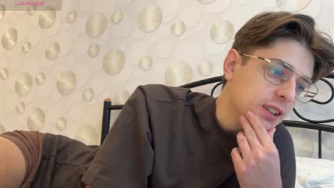 Snapshot of yourhotchristian chatting on 12/22/24, 07:11 Chris online show from 12/22/24, 07:11