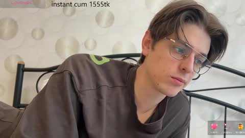 Snapshot of yourhotchristian chatting on 02/17/25, 07:26 Chris online show from 02/17/25, 07:26