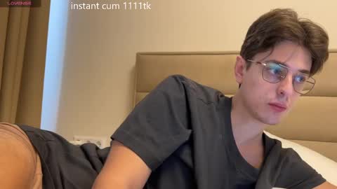 Snapshot of yourhotchristian chatting on 03/01/25, 07:41 Chris online show from 03/01/25, 07:41