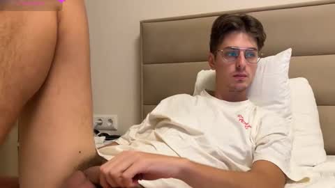 Snapshot of yourhotchristian chatting on 11/23/25, 06:35 Chris online show from 11/23/25, 06:35