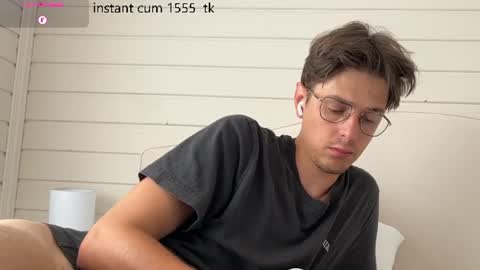 Snapshot of yourhotchristian chatting on 07/04/26, 05:24 Chris online show from 07/04/26, 05:24