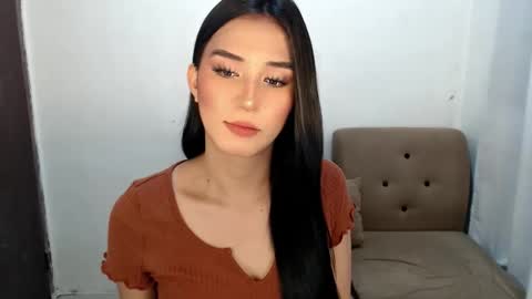 Snapshot of yourhottinglatisha chatting on 09/16/25, 04:57 trisha online show from 09/16/25, 04:57