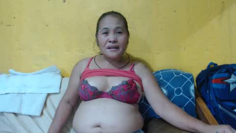 Snapshot of yourlove_regine chatting on 01/22/25, 08:07 Regine online show from 01/22/25, 08:07