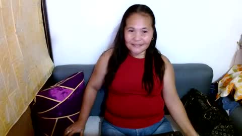 Snapshot of yourlove_regine chatting on 03/08/25, 08:11 Regine online show from 03/08/25, 08:11