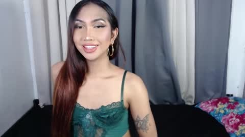 yourlovebella88 online show from 10/21/25, 05:02