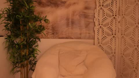 Sarah online show from 01/11/25, 11:46