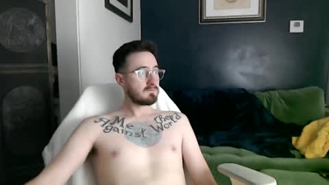 Snapshot of yourneighborhoodfriendlydick chatting on 01/01/25, 08:35 Sharing For Fun and Pleasure online show from 01/01/25, 08:35