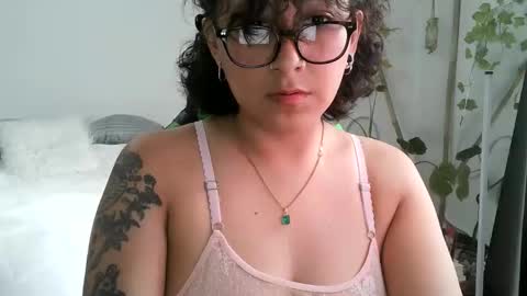 Serena online show from 11/25/25, 08:09