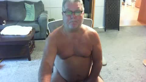 Snapshot of yourpoppi55 chatting on 07/04/26, 12:22 yourpoppi55 online show from 07/04/26, 12:22