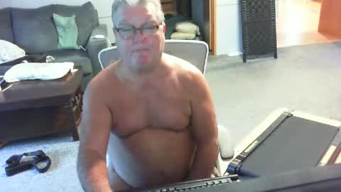 Snapshot of yourpoppi55 chatting on 07/08/26, 12:42 yourpoppi55 online show from 07/08/26, 12:42