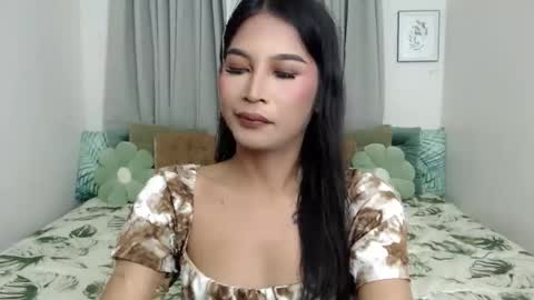 yourprettybella_ts online show from 01/10/26, 06:42