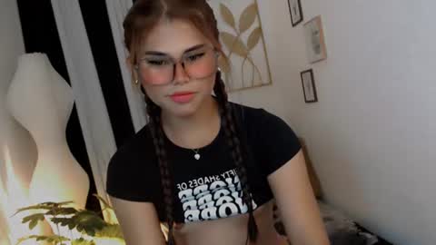 Snapshot of yourprettyblythe_ts chatting on 06/23/26, 03:59 yourprettyblythe_ts online show from 06/23/26, 03:59