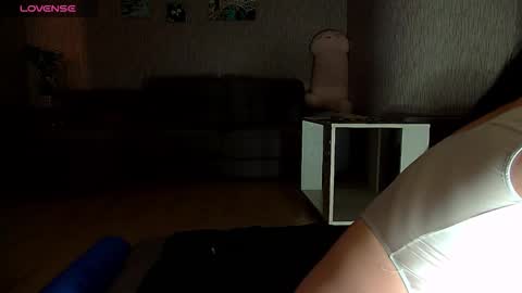 Snapshot of yourr_muse chatting on 09/13/25, 02:55 Yourr Muse online show from 09/13/25, 02:55