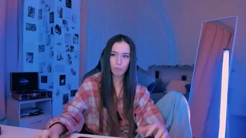 Snapshot of yourrdanceteacher chatting on 10/02/25, 08:38 Eva online show from 10/02/25, 08:38