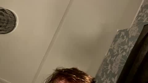 Snapshot of yours731783 chatting on 11/23/25, 11:59 yours731783 online show from 11/23/25, 11:59