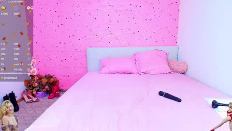 Snapshot of yours_lisa chatting on 10/04/25, 07:56 online show from 10/04/25, 07:56