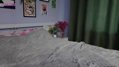 yoursecretplessure online show from 11/23/25, 04:12