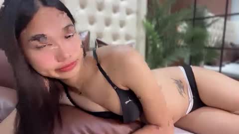yoursluttyashxx online show from 01/06/26, 04:43