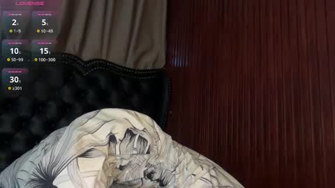 Snapshot of yoursluttywhore chatting on 11/06/25, 05:52 Snow Galvez online show from 11/06/25, 05:52